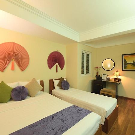 Holiday Lakeview Hotel Ханой Екстер'єр фото