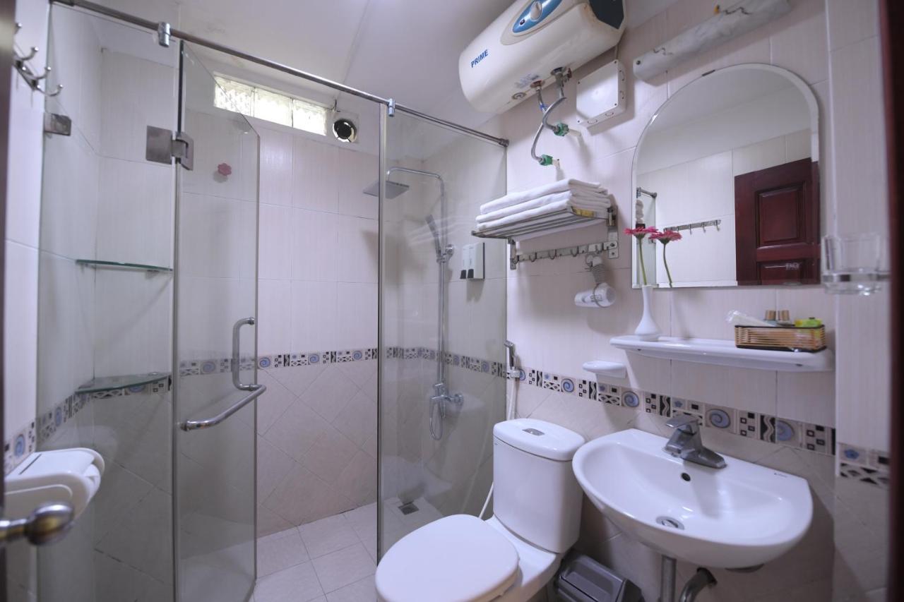 Holiday Lakeview Hotel Ханой Екстер'єр фото