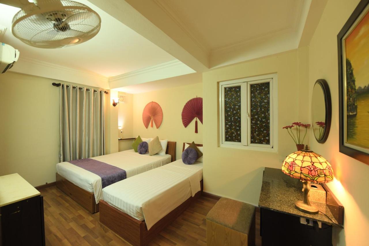 Holiday Lakeview Hotel Ханой Екстер'єр фото